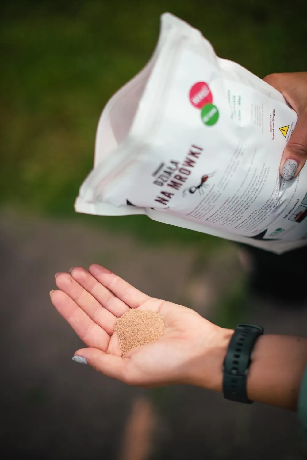 Kunagone na mravce prírodný piesok 2-kg mechanický