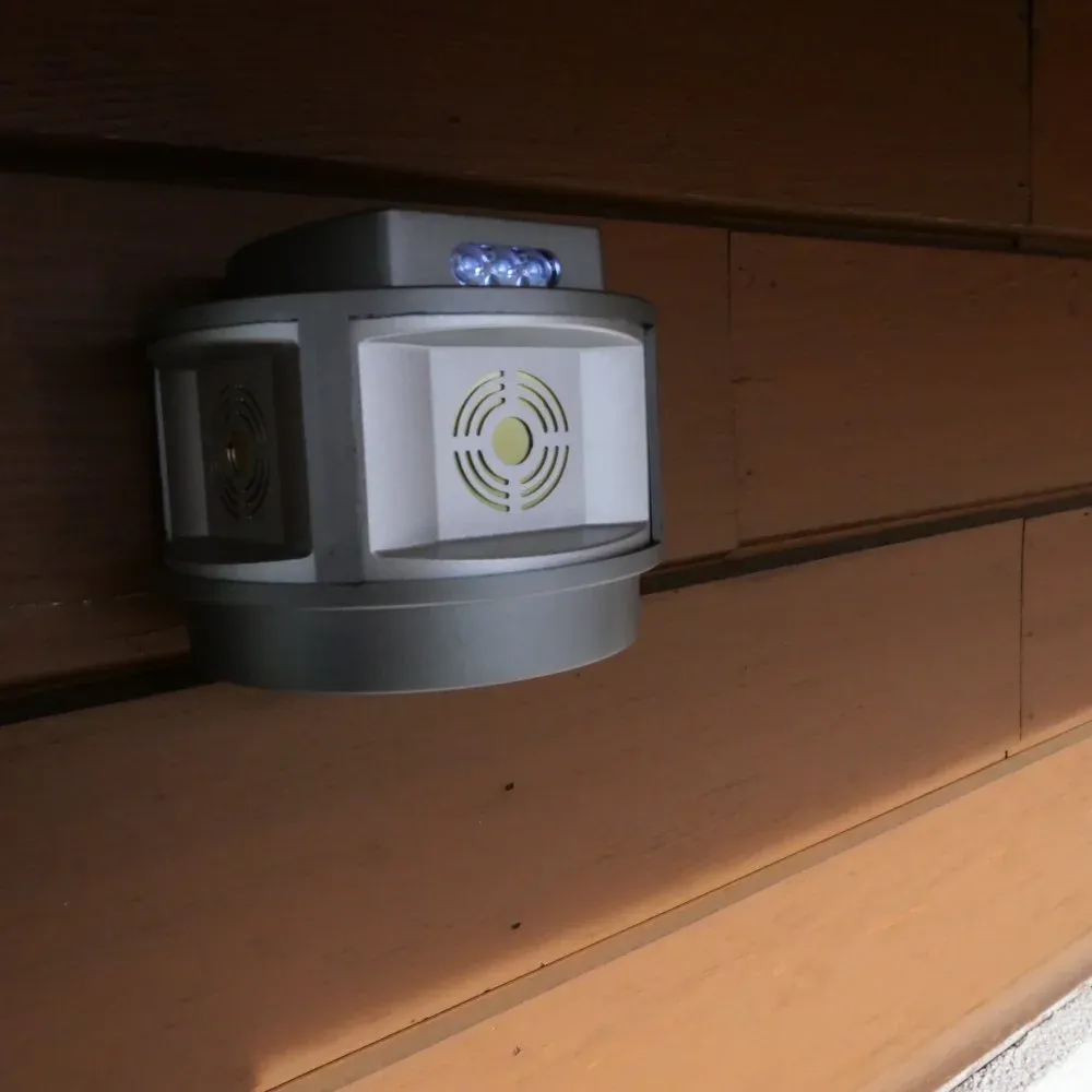 Viano ODA3 Trio bezdrôtový odpudzovač hlodavcov s LED